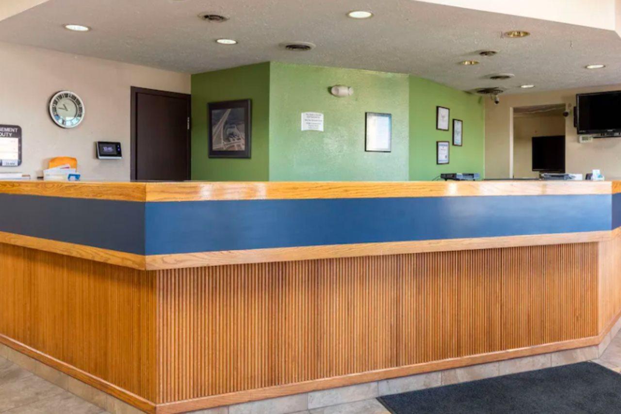 Quality Inn Newport Exterior foto