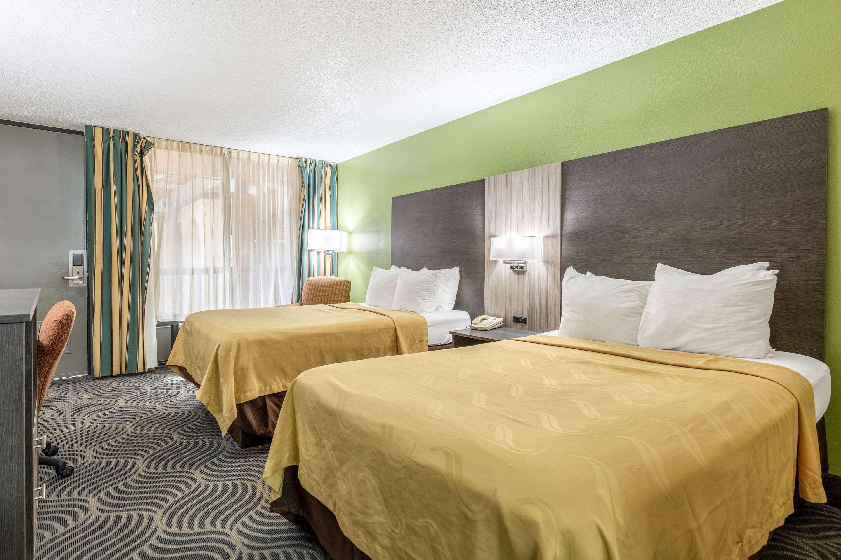 Quality Inn Newport Exterior foto